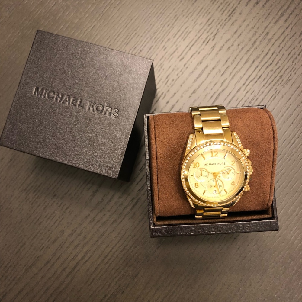 MICHAEL KORS GOLD FACED WATCH